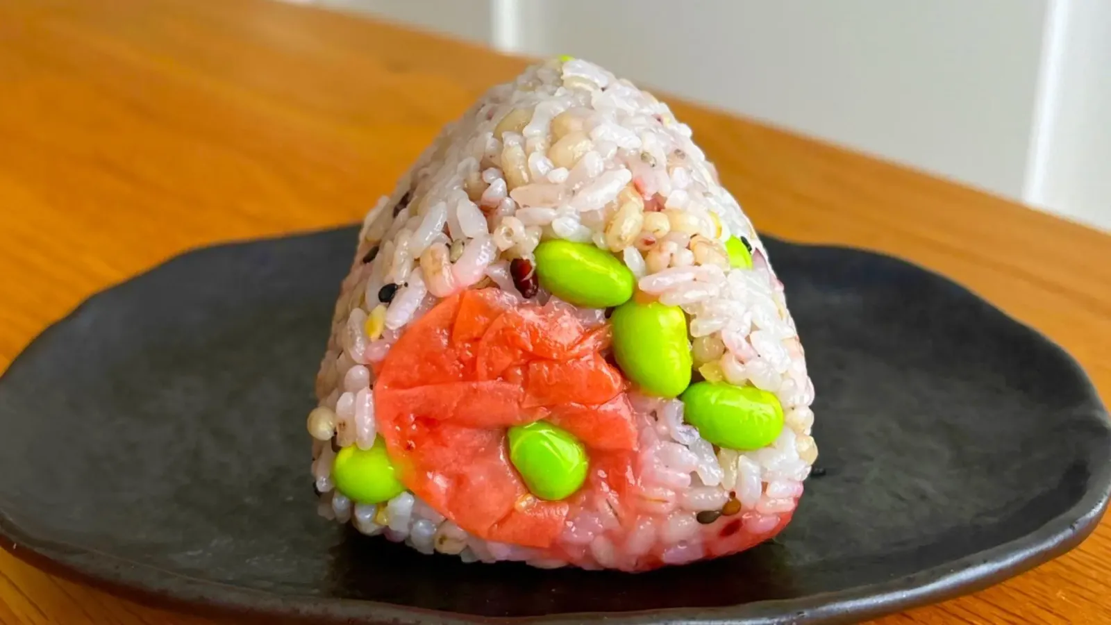 梅枝豆おにぎり